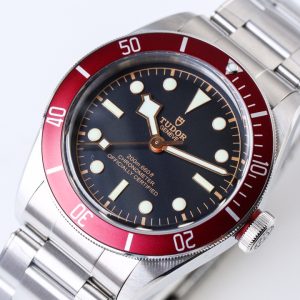 Heritage Black Bay ZF 1:1 Best Edition on Bracelet A2824 ( Red)