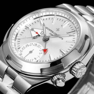 Vacheron Constantin – Overseas 7900V 41mm SS/SS Sliver Dial PZF A5200